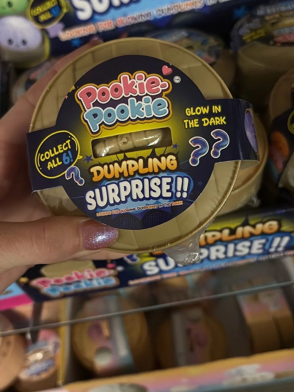 Pookie-Pookie Dumpling Surprise!! Glow-In-The-Dark Toy - Gold